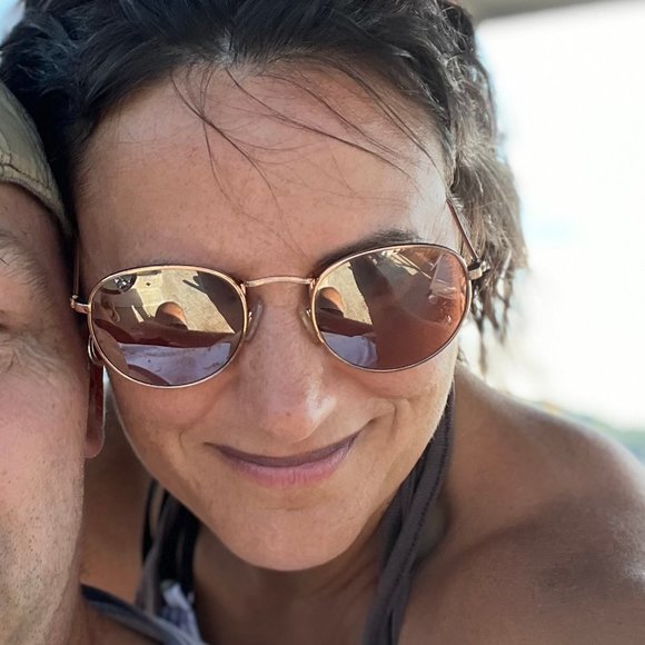 Meet your Posher, P - Picture 1 of 2